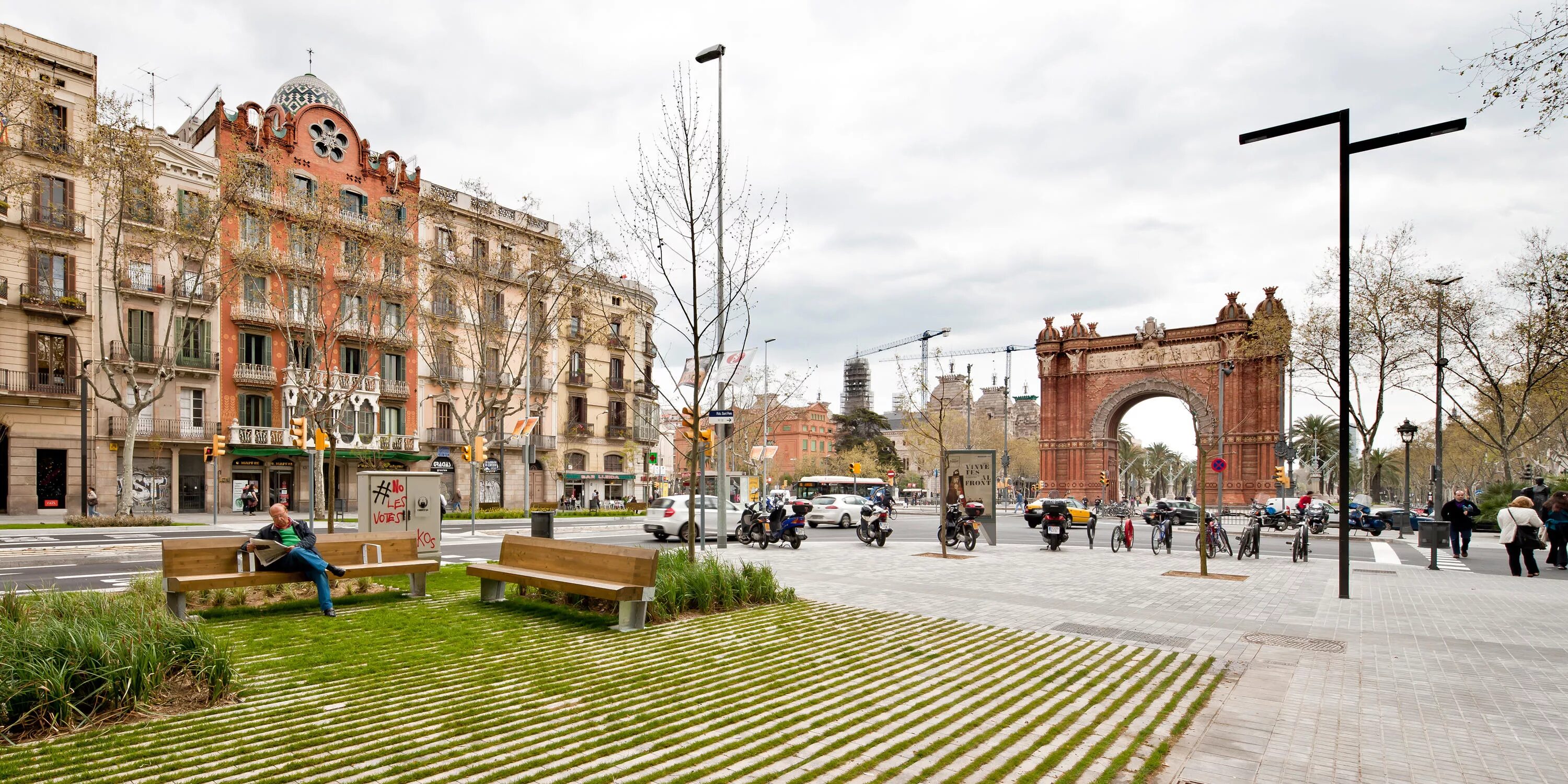 Passeig-de-St-Joan-Boulevard. Passeig Sant Joan. Бульвар Пассеж де Сан Жоан. De street