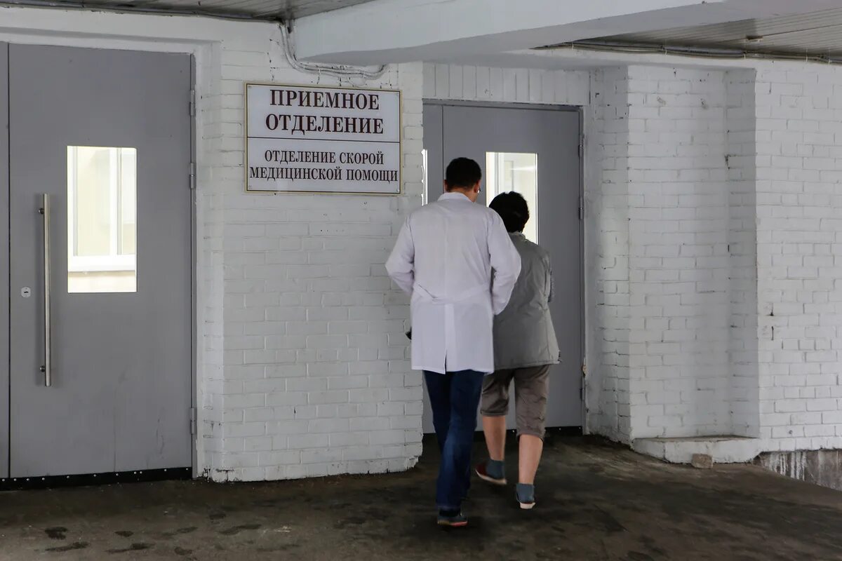 Приемное отделение больницы. Александровская больница внутри. Приемное отделение Александровской больницы СПБ. Александровская больница приемное отделение