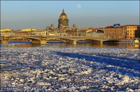 Месяца в петербурге будут