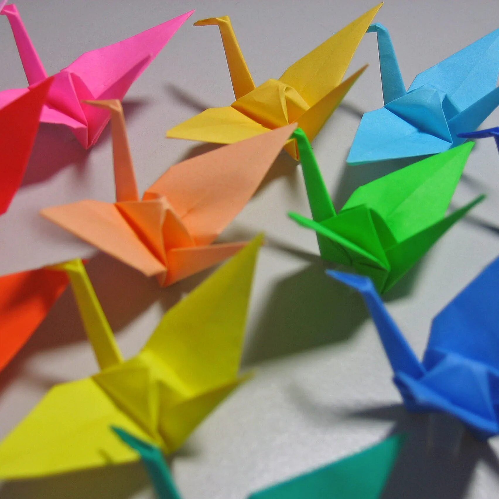 Японский Журавлик оригами. Мастер класс по оригами Журавлик. Оригами Журавлик Япония. Японские Журавлики из бумаги. Оригами для детей в детском саду