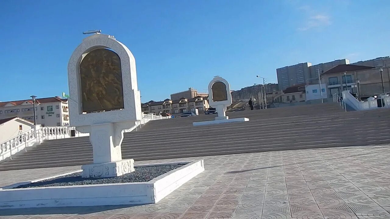 Открытые бассейны в актау. Актау отели. Самал актау. Самал актау. Актау казахстан 4 микрорайон.
