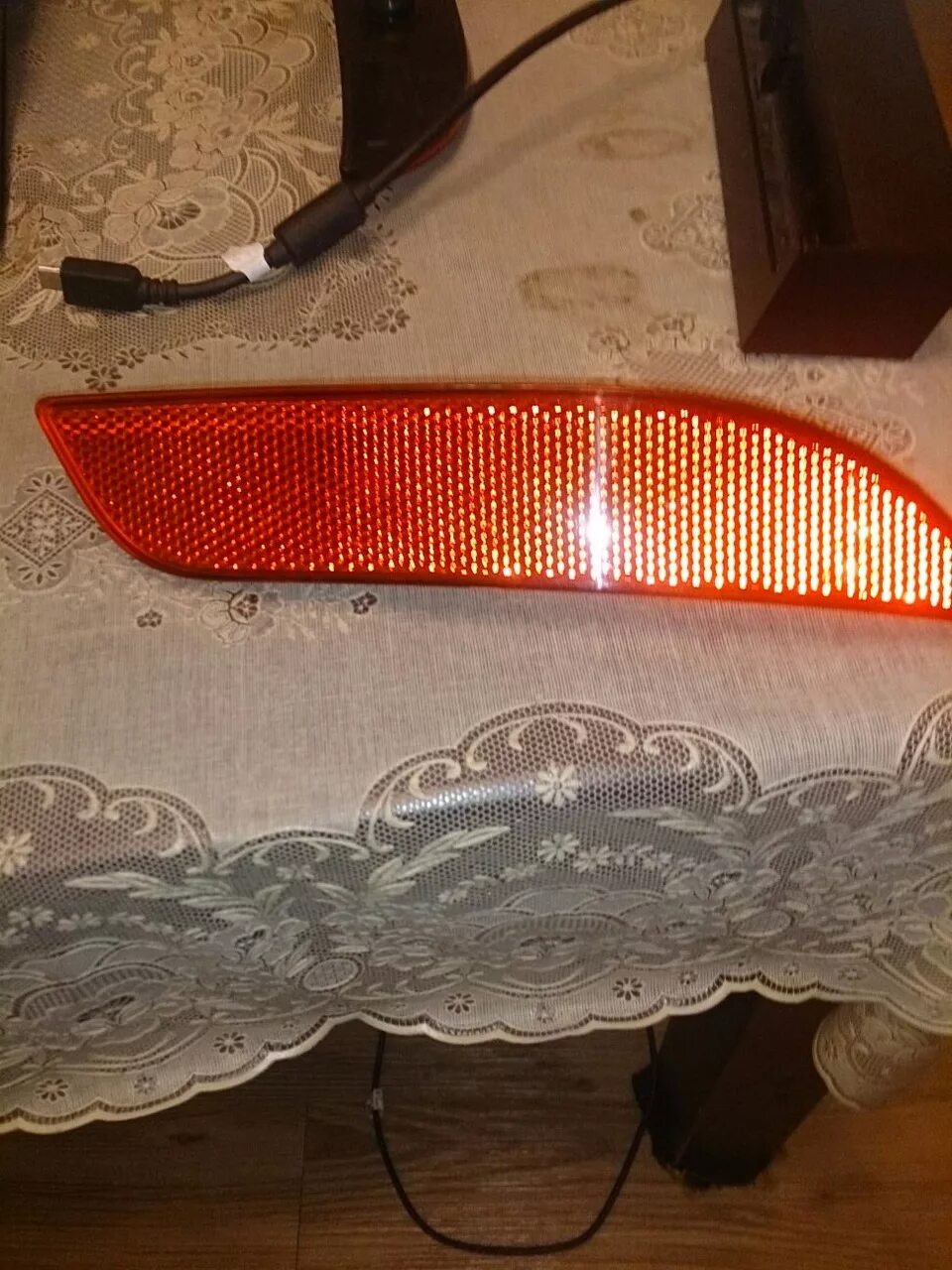Катафот на приору задний бампер. Катафоты приора 2. катафоты в бампер приора 2. катафоты приора 2 плазма. катафоты на задний бампер приора 2.