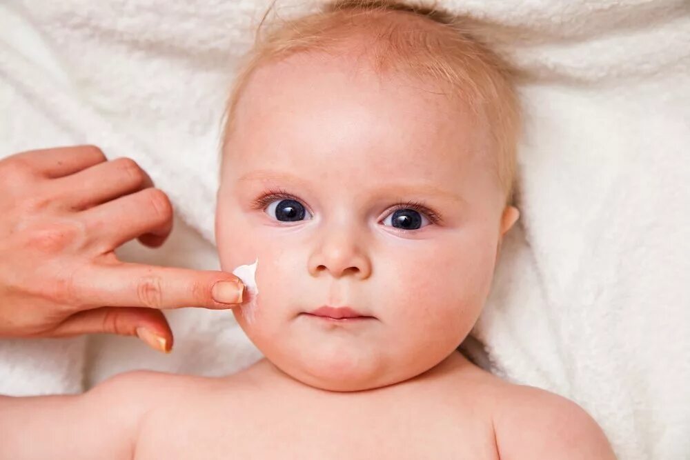 Косметические средства для новорожденных. I skin baby. Baby skin. Бейби скин пенка. Атопический дерматит на животе у ребенка.