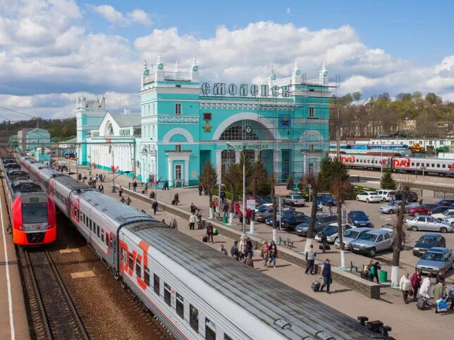 Ржд смоленск телефон. Смоленск вокзал. Железнодорожный вокзал Смоленск. Вокзал Смоленск Центральный. Смоленский ЖД вокзал.