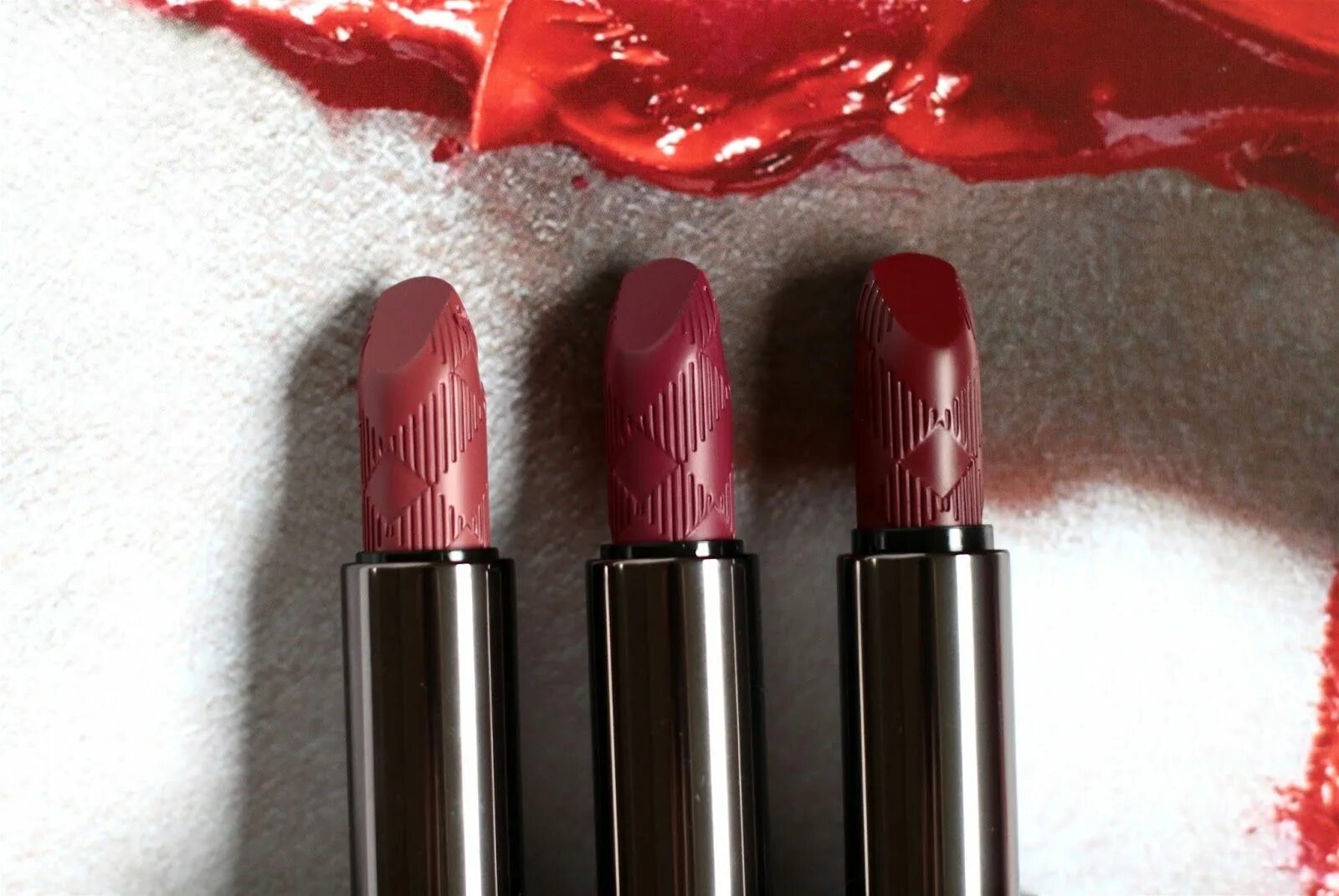 Burberry Lip Velvet 421. Burberry бархатная помада Rosewood. Burberry бархатная помада для губ Lip Velvet 421 Rosewood. Burberry Lip Velvet Lipstick 421. Тушь rad oxblood купить