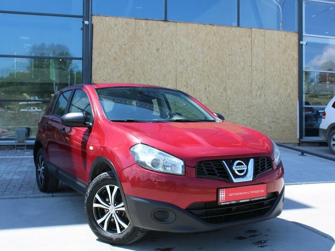 Ниссан кашкай 2012 год купить. Nissan Qashqai 2012 красный. Nissan Qashqai 2010 красный. Nissan Qashqai 2017 красный. Ниссан Кашкай 2021 красный.