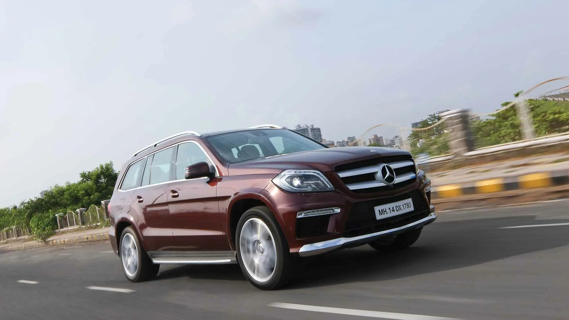 Купить мерседес gl 350. Mercedes Benz gl350 CDI. Мерседес-Бенц gl 350 CDI 4 matic. Mercedes-Benz gl 350 CDI, 2013. Мерседес gl 350 TDI.