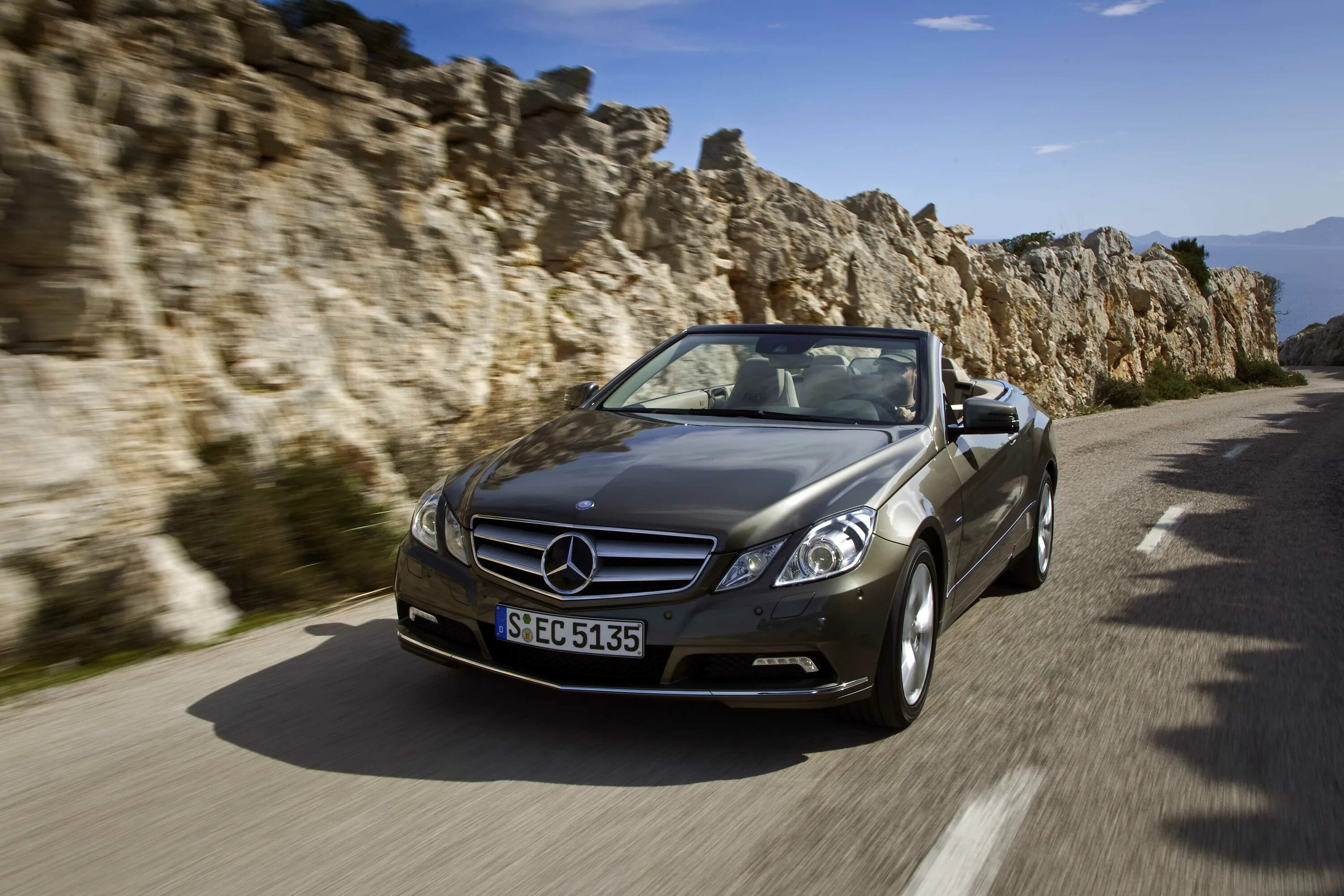 Описание е класса. Мерседкс бенс е класса. mercedes-benz w212 cabrio. мерседес бенц е класс. mercedes w212 cabrio.