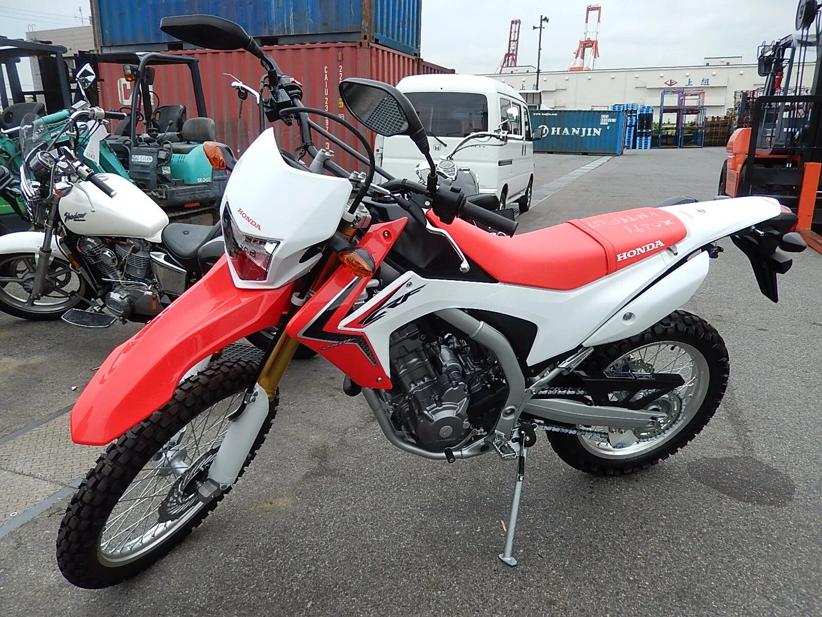 Купить honda 250. Хонда 250 кубов. Хонда 250 кубов эндуро. Хонда 250 кубов Дорожник. Honda кроссовый мотоцикл 250 кубов.