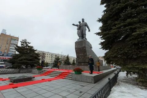 Уральский добровольческий танковый корпус памятник