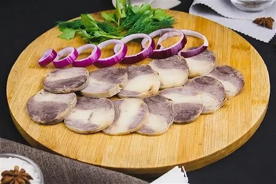 Казы по узбекски чайхона 1. Казы. Бастурма суджук. Бастурма суджук. Нарезка бастурма суджук колбасы.