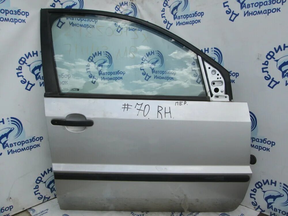 Левую переднюю дверь фьюжн. Дверь передняя правая ford. renault 2011 knm передняя правая дверь. форд куга 1 2.5 правая передняя дверь.
