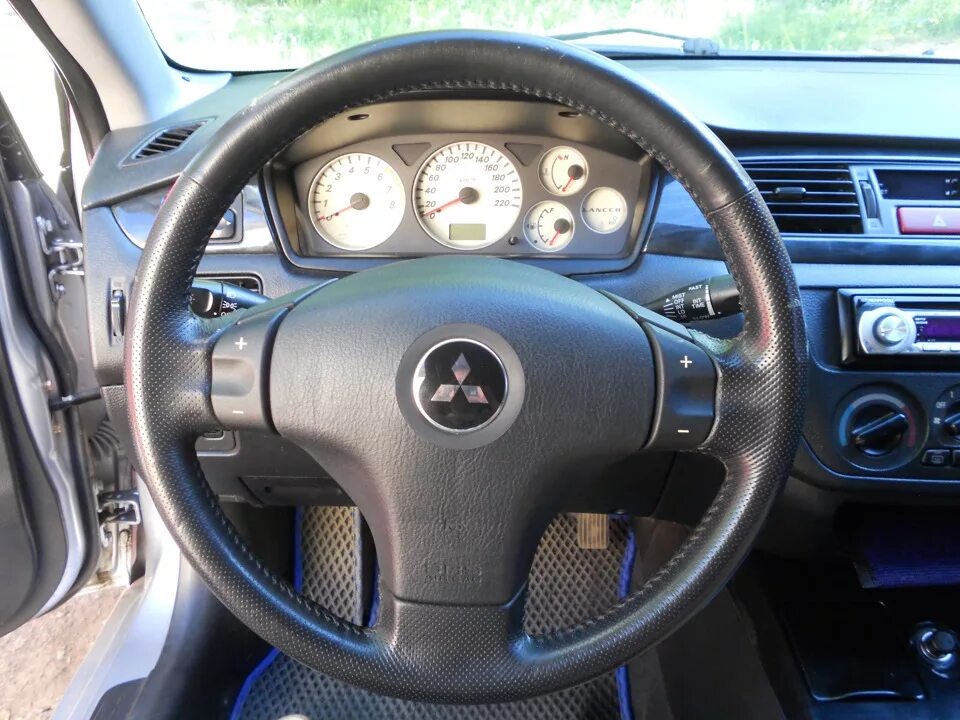 Какой руль подойдет. Мультируль лансер 9. руль лансер цедия. руль для mitsubishi lancer cedia. руль лансер 9 дорестайл.