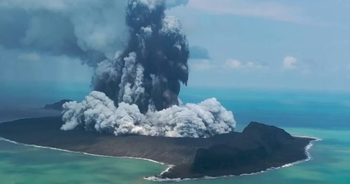 Подводные землетрясения в океане. Хунга Тонга вулкан. Извержение вулкана Тонга. Извержение Хунга-Тонга-Хунга-Хаапай. Извержение подводного вулкана в тихом океане.