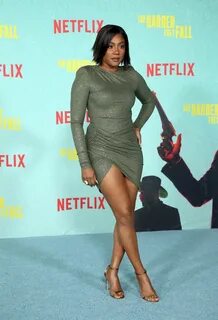 Leggy Tiffany Haddish Poses at 'The Harder They Fall' Special Scr...