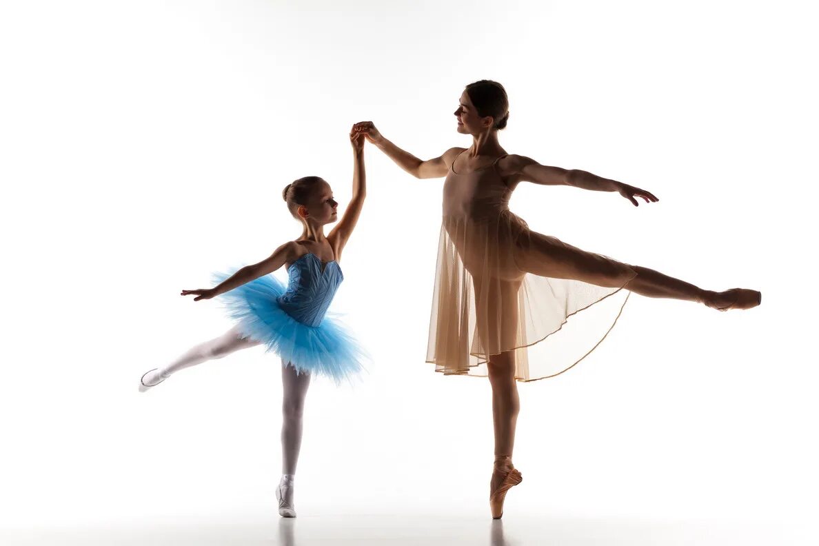 Ballerina mother. Ballerina mother. Балет the mother. Мама балерина. Ballerina mother.