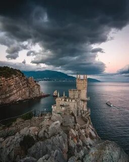 Замок над морем
