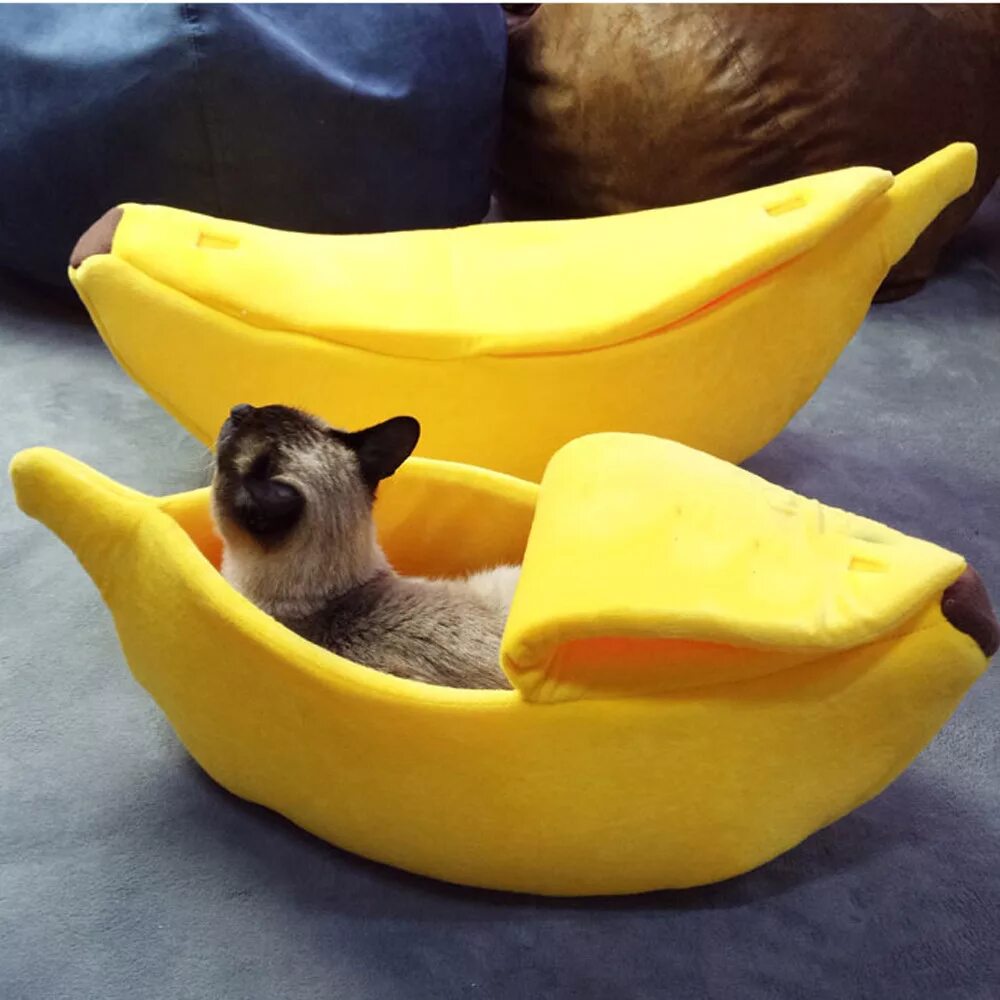 Лежанка банан для кошек. Лежанка для собаки в виде банана. Лежанка банан для собак. Бананы лежанка для котов.