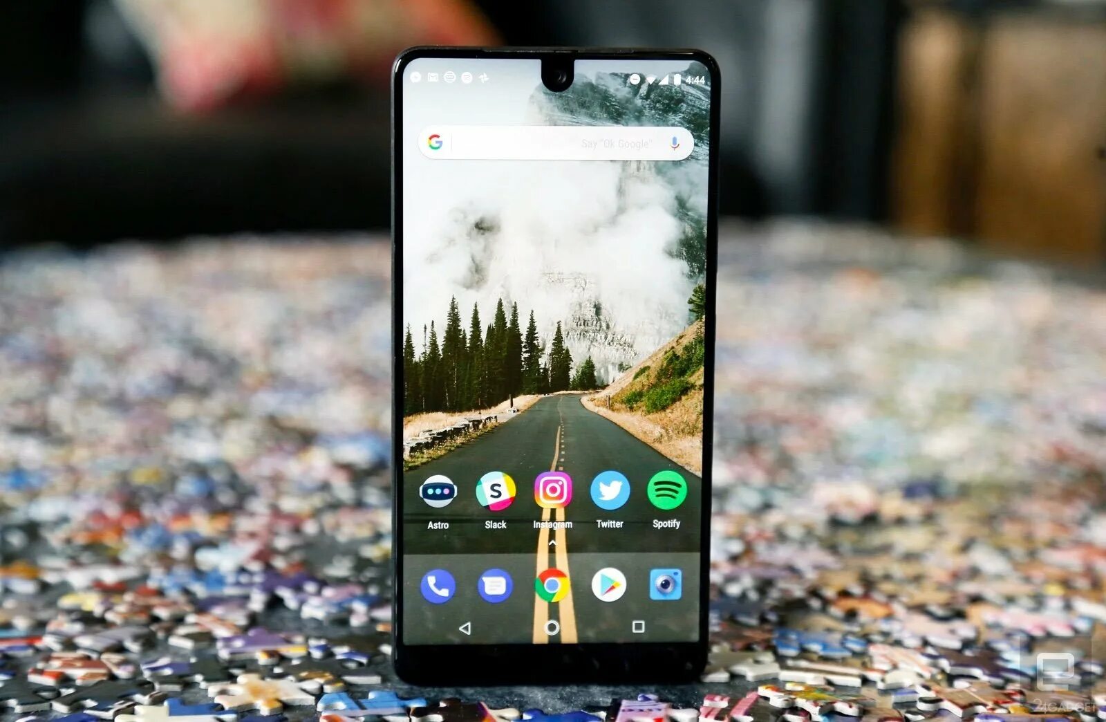 Android Phone. Android 8.0 Phone. Андроид 8 фото. Essential Phone. Версия андроид 8 игра