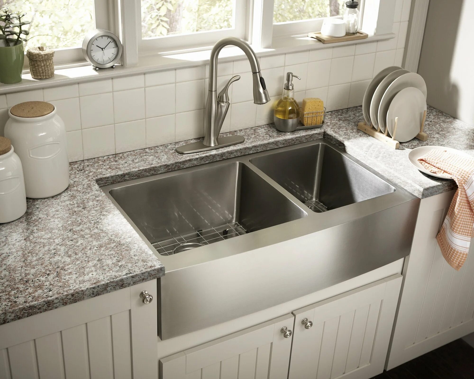 Раковина Farmhouse Sink. Раковина Kitchen Sink кухонная. Фермерская мойка для кухни. Раковина на кухню двойная с маленькой. Мойка с фартуком