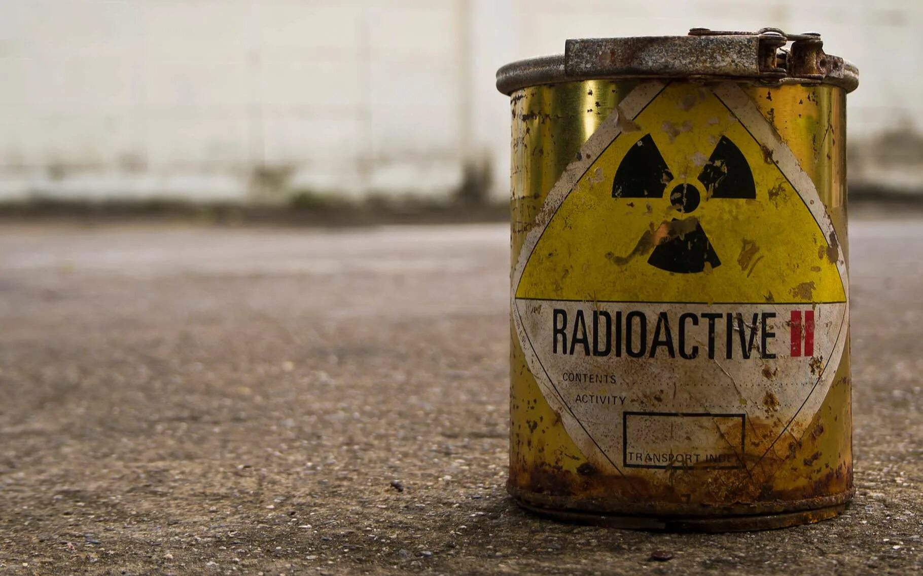 Отходов токсичные. Радиоактивные отходы. Радиоактивные бочки. Контейнеры с радиоактивными отходами. Радиационные отходы.