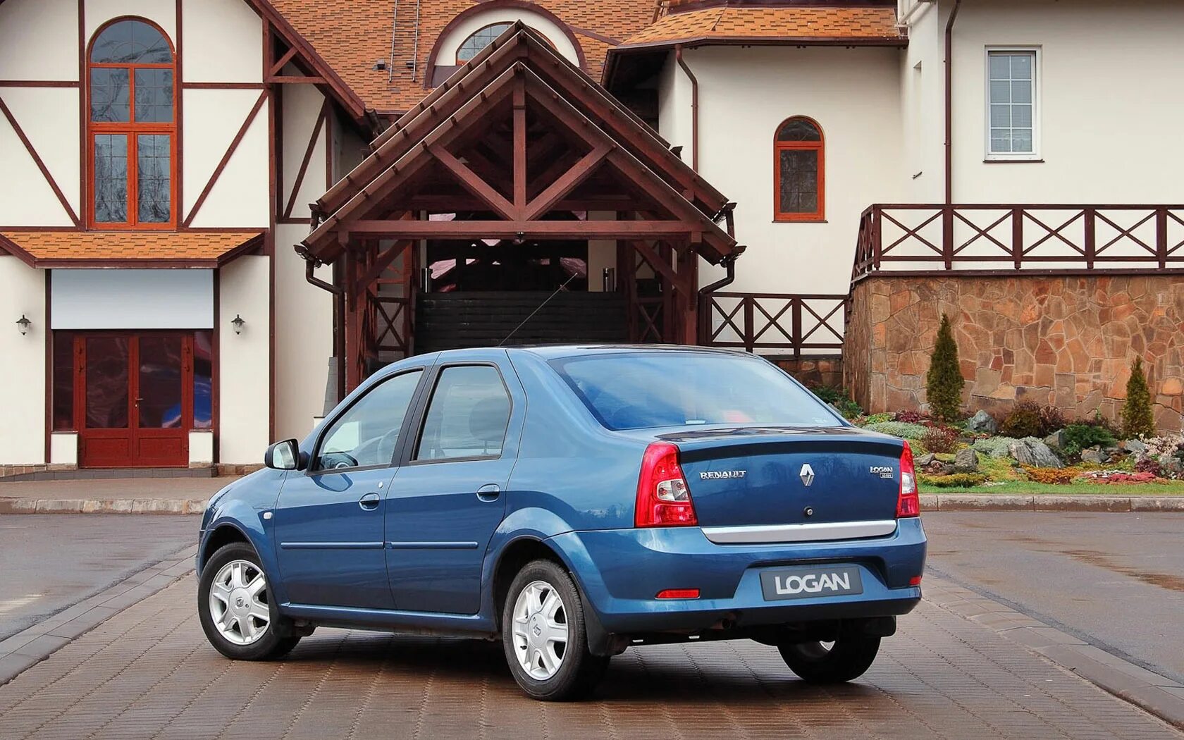 Петербург 2 рено. Renault Logan 1. Рено Логан 1 поколение.