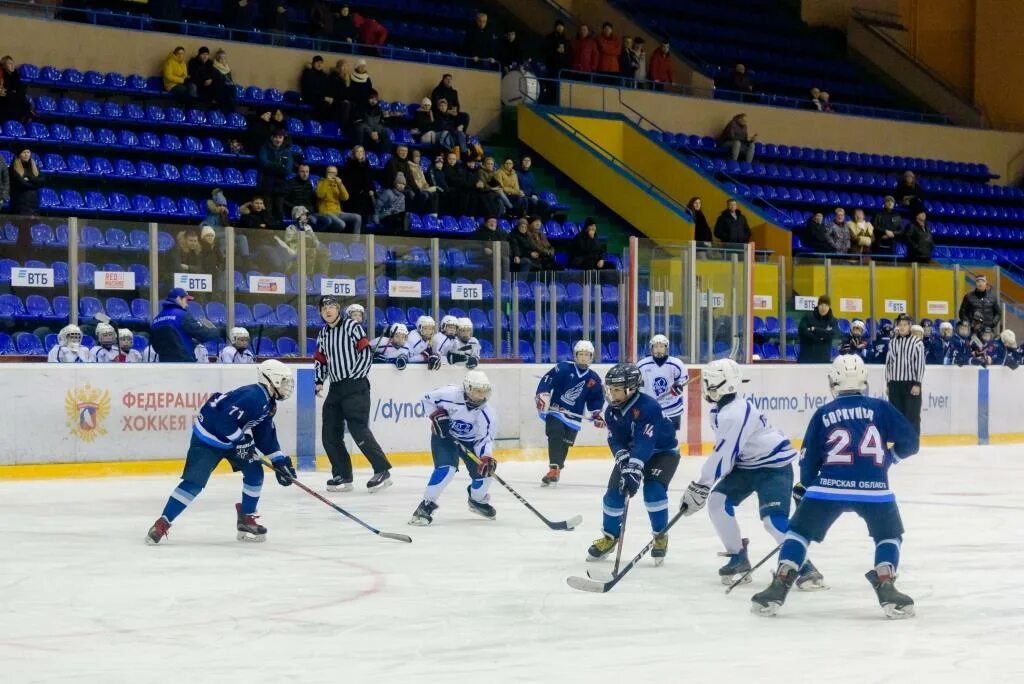 Амурсталь комсомольск хоккейная команда 1994. Амур дмитров. Хк дмитров 2007. Тасмания дмитров. Амур дмитров.