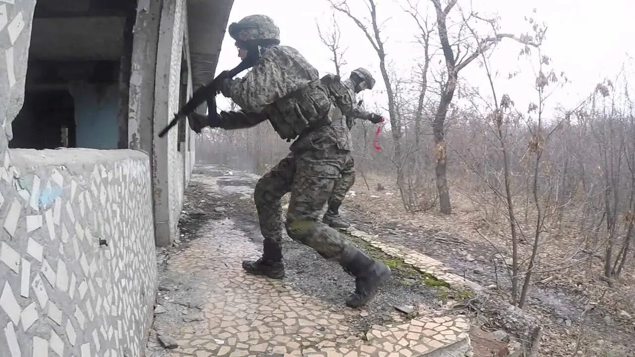 Игра в страйкбол в Волгограде. Страйкбол в Волгограде играть. Страйкбол Волгоград Самарская улица. Страйкбол волгоград