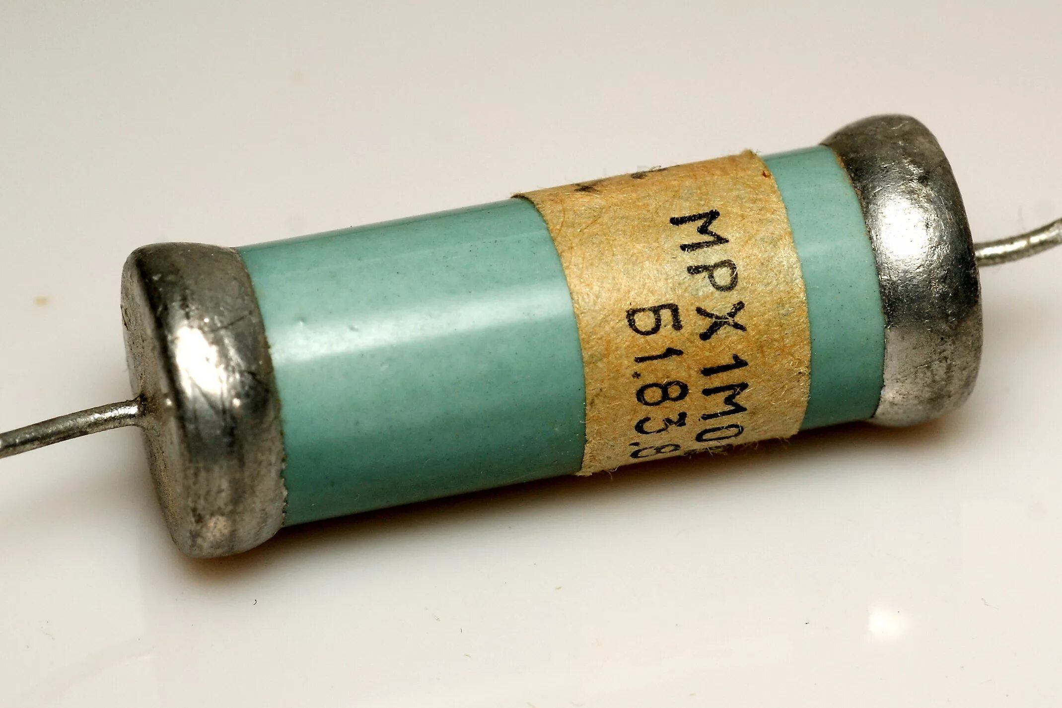 резистор зелёный советский м27м. резистор млт 5. резисторы мрх маркировка д2. резисторы старого образца. млт 1 75 ом резистор.