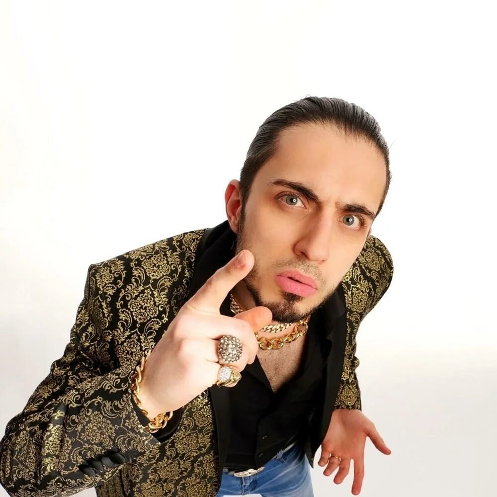 Че за лев этот тигр gazan. Песня gazan чё за тигр. Gazan фото. Mrid x gazan-танцы на лям. Gazan.