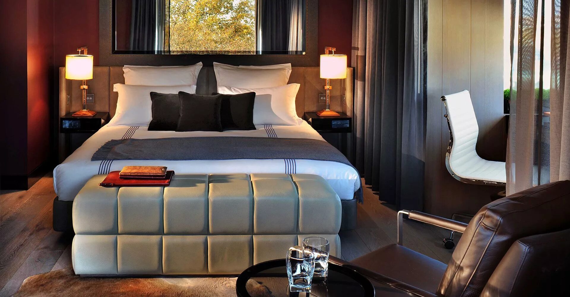 Спальня в стиле гостиничного номера. Современный гостиничный номер. Спальня в гостинице. Интерьер гостиничного номера. Спальный отель.