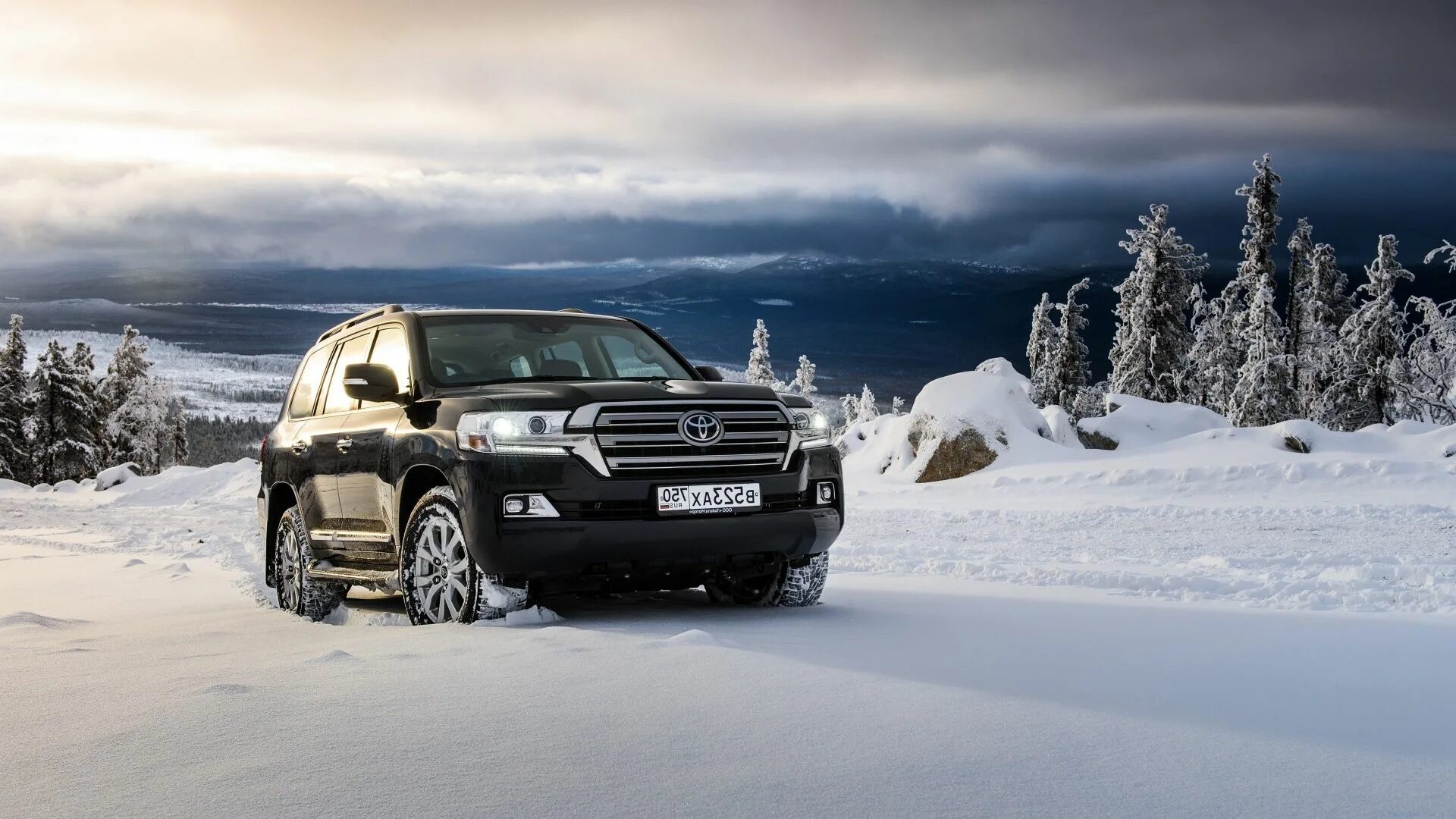 Land rover range rover 5 snow. Suv snow. Рендж ровер эвок зимой. Nissan armada 2021. Джип зима.