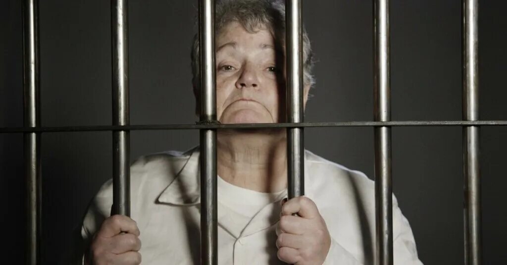 За что могут посадить. За что могут посадить человека. За что могут посадить человека. Статьи за которые могут посадить. За что могут посадить.