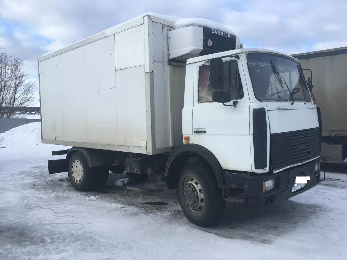 Маз грузовик холодильник. Маз 5340в5-8425-013. Маз рефрижератор. Маз 5340 рефрижератор. Маз 4371 рефрижератор.