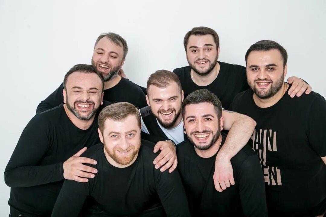 Группы грузии. Грузинская группа браво метехи. Грузинская группа бани солист. Мгзавреби 2022. Грузинская группа mgzavrebi.