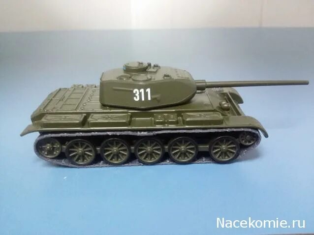 Советский 44 1. Т-44 СССР 1/72.