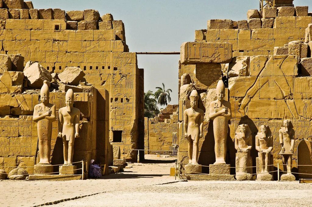 Egypt - Thebes (left bank) - The Amenophium and the Colossi of Memnon Ancient eg