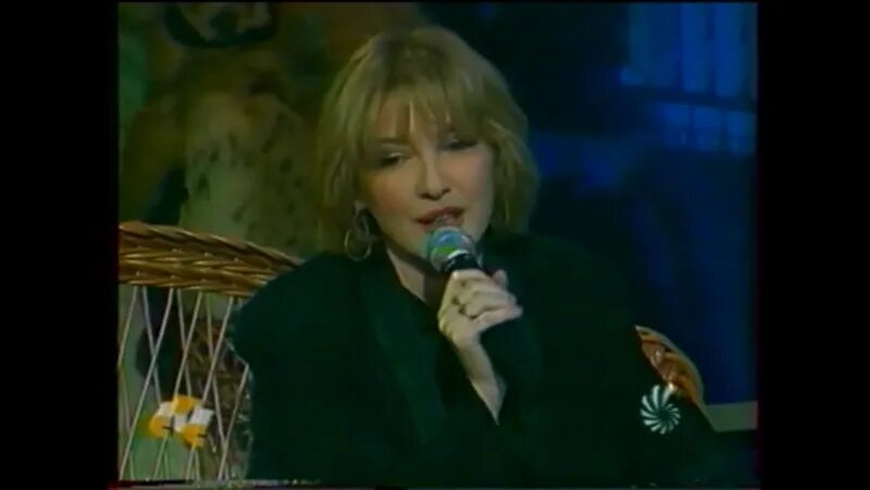 Катя семенова на минутку. Песня про семенова. Катя семенова на минутку. Песня про семенова. Певица катя семенова фото.
