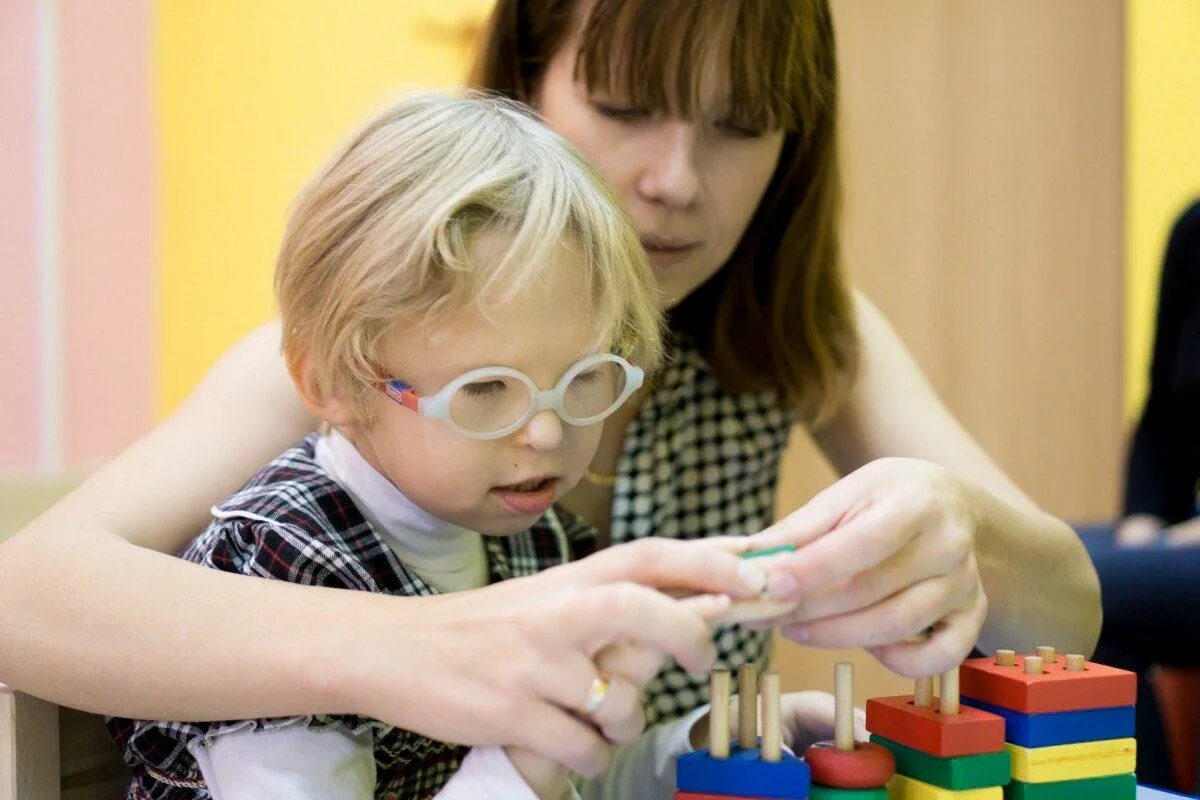 Воспитание в условиях инклюзивного образования. Дети с ОВЗ. Дети с нарушением зрения. Занятия с детьми с нарушением зрения. Слепые и слабовидящие дети.