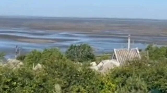 Водохранилище. Каховском водохранилище. Каховская водохранилище сейчас. Днепрорудный водохранилище.