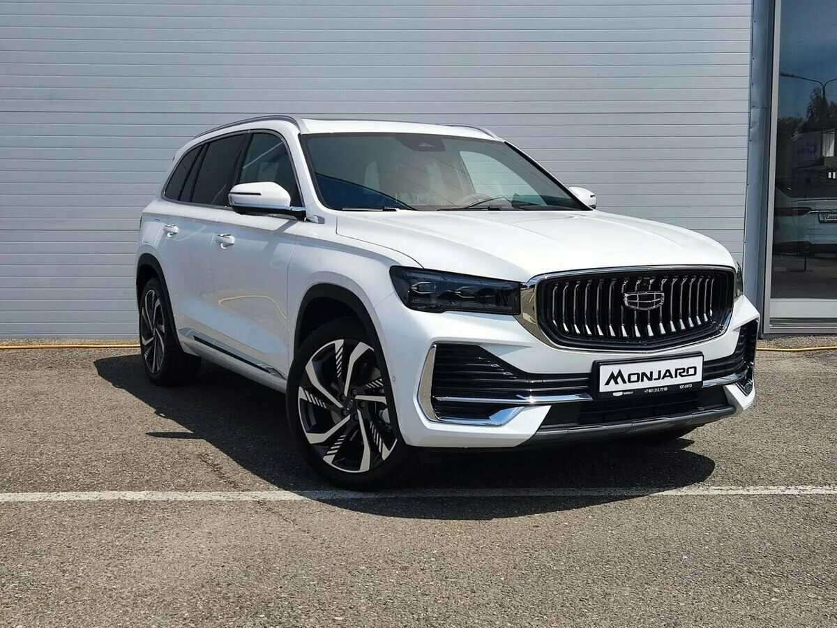 Geely monjaro белый. Джили монжаро белый. 0 at (238 л. Монжаро белый 2024. Geely monjaro 2023.