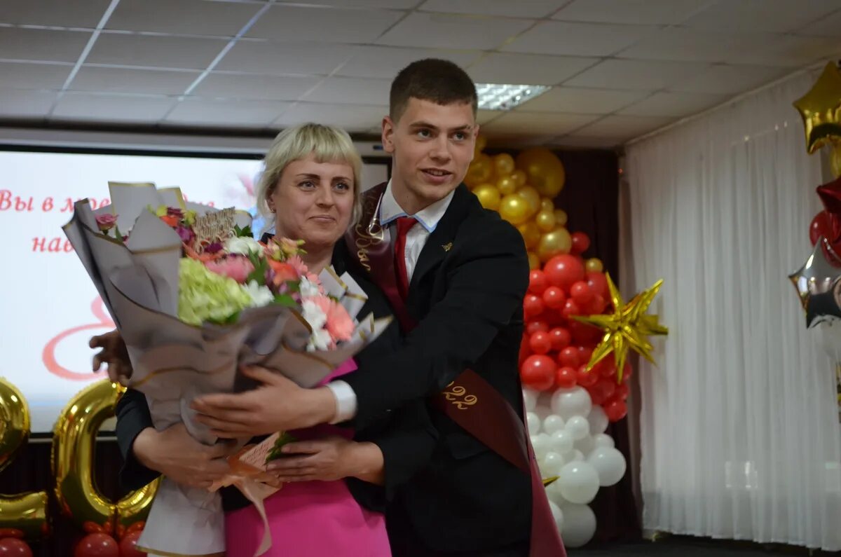 Школа 3 комсомольск-на-амуре. 27 школа комсомольск на амуре. 27 школа комсомольск на амуре. Школа 41 комсомольск-на-амуре. 6 школа комсомольск на амуре.