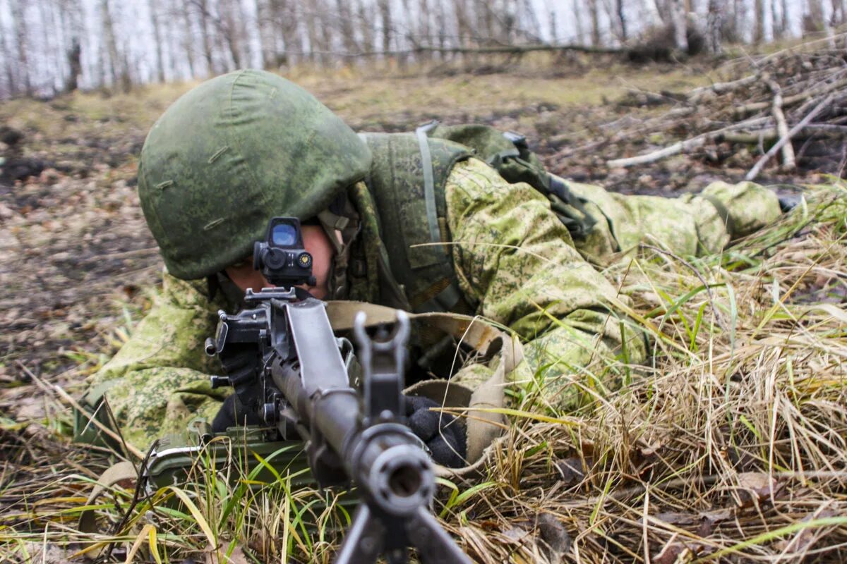 Снайпер вс рф. Разведывательные войска сухопутных войск вс РФ. Мотострелковые войска РФ Разведбат. Снайпер-разведчик мотострелковых войск России. Наземная разведка.