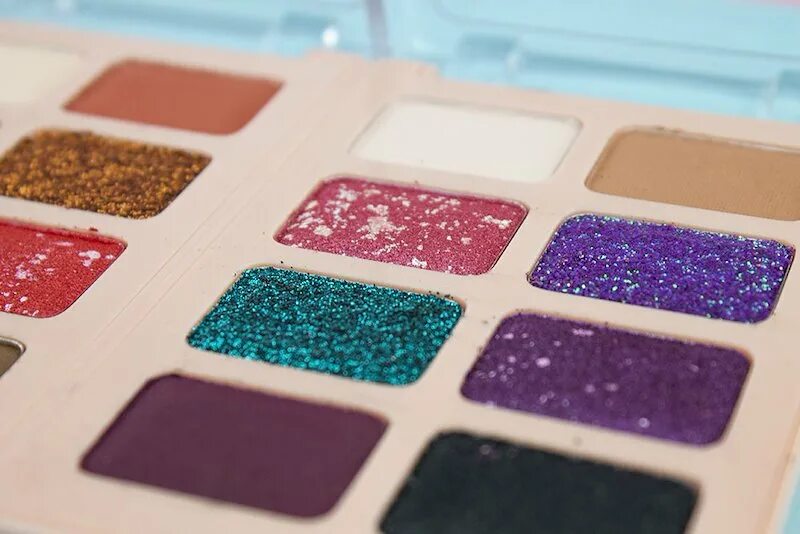 Тени cool. Viseart тени. Тени cool. Seven cool professional makeup тени. Нью йорк тень.