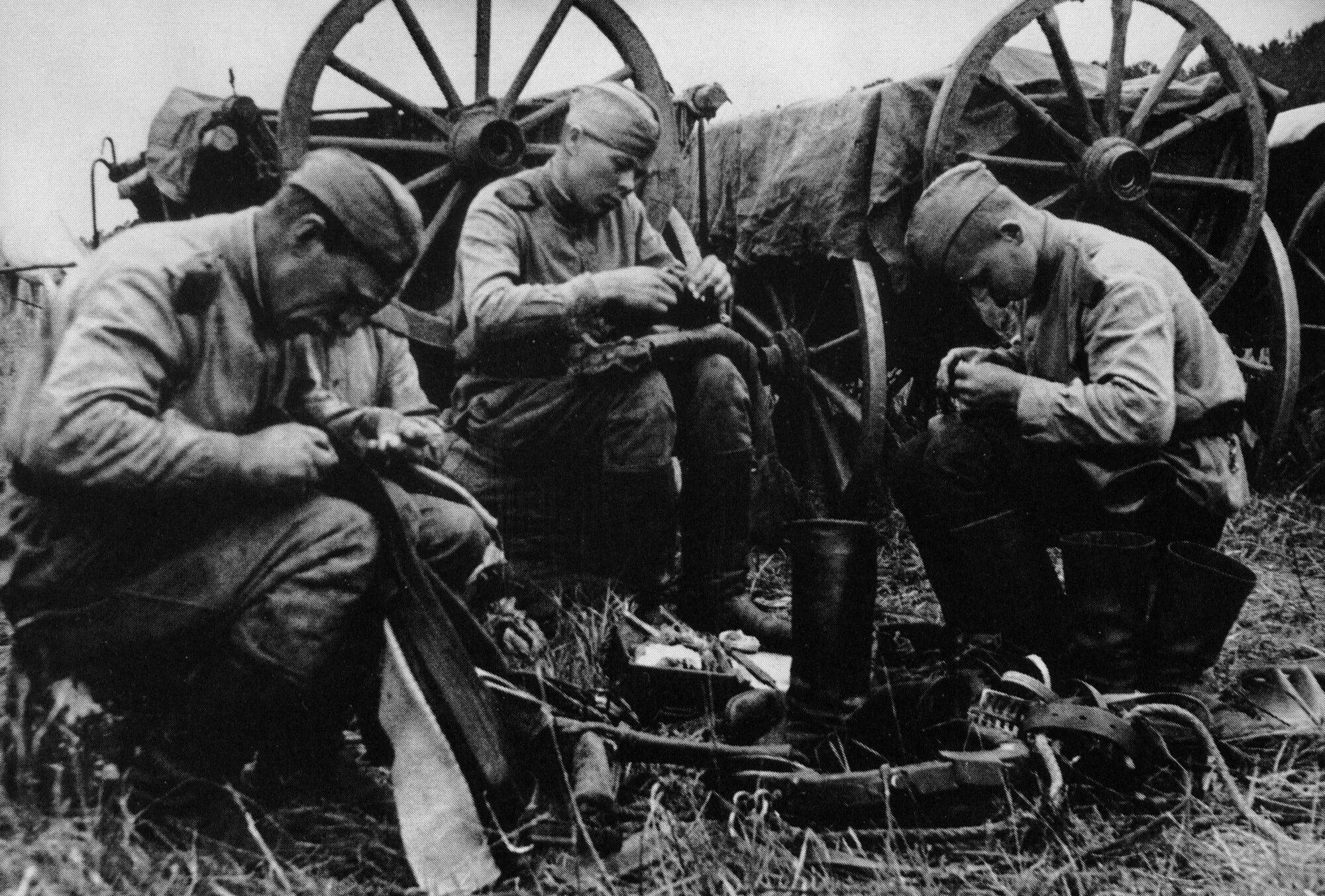 Про велика отечественную войну. Ландер походная сапожная мастерская. Военные годы.