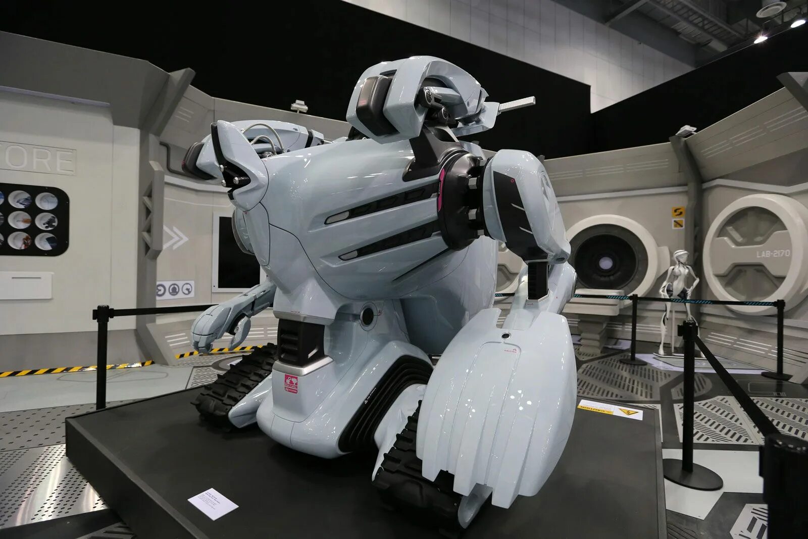 Робот hyundai. Hyundai robotics. робот хендай. роботы в 2050. robotic hyundai.