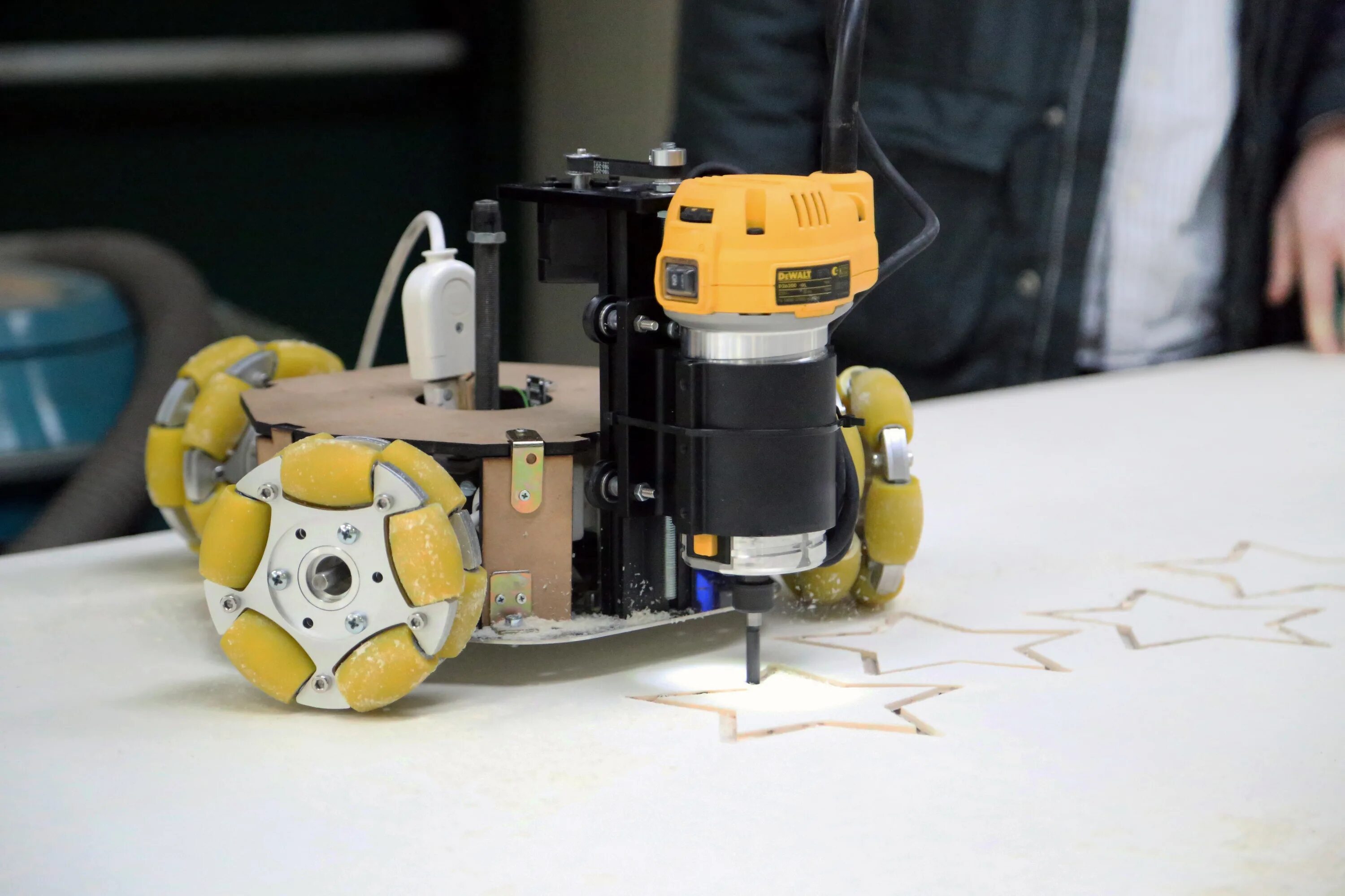 Портальный робот m-20 robotech манипулятор. Робот станок чпу. Робот чпу. Робот чпу фрезер. Робот чпу.