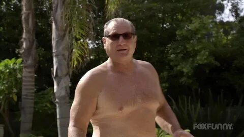 Ed O'Neill (Modern Family o el legendario Al Bundy) .