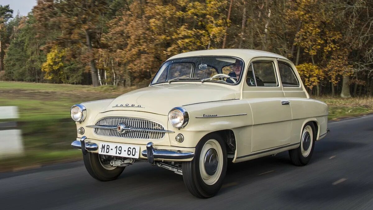 шкода суперб первая модель 1934. шкода суперб 1935. шкода 1101 тудор 1948. Skoda voiturette велосипед. Skoda 110r coupe.