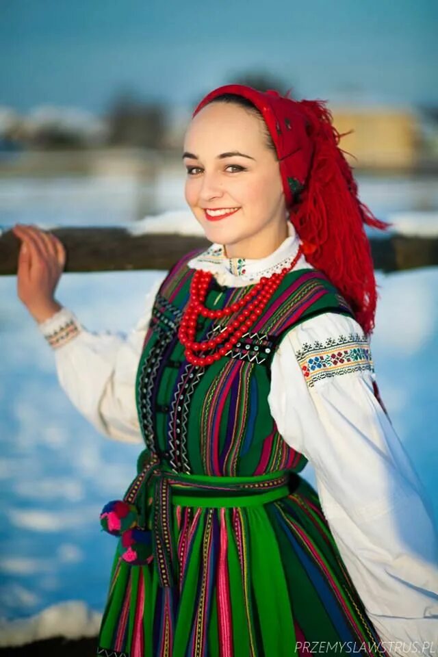 Национальность полячка. Национальность полячка. Национальность полячка. Национальность полячка. Полячка девушка в национальном костюме.